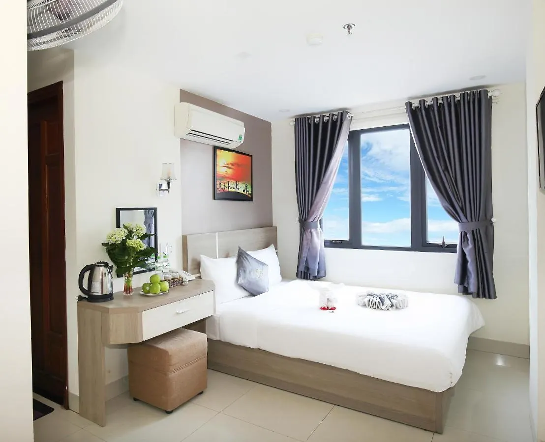 Thanh Nhan Hotel Da Nang 2*,  Vietnam